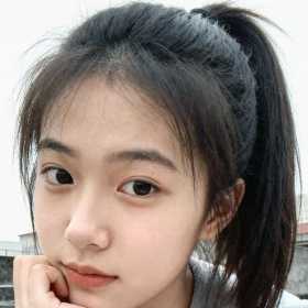 白云清纯可爱-泡芙